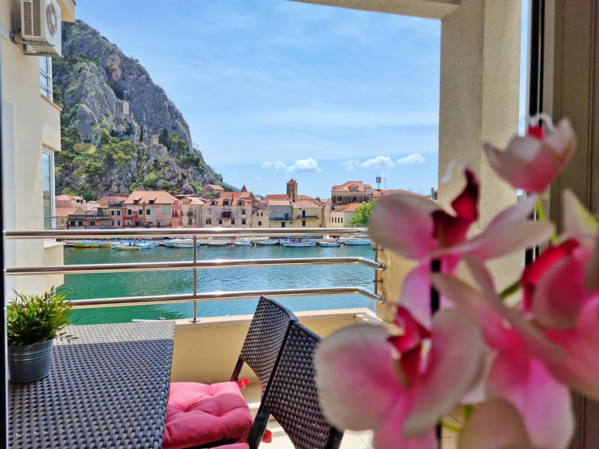 Mitra Zonata Blue Apartman Omiš Kültér fotó