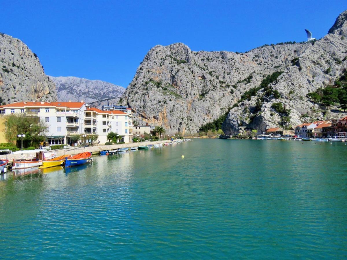 Mitra Zonata Blue Apartman Omiš Kültér fotó