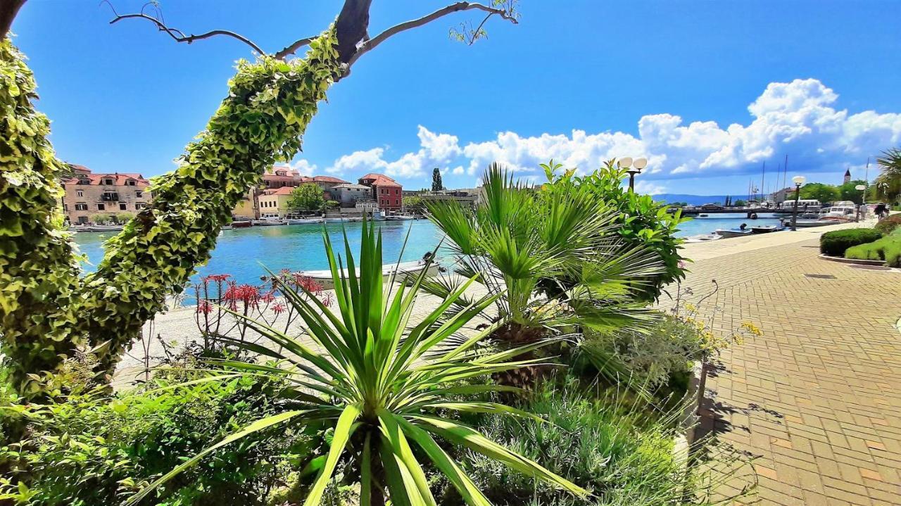 Mitra Zonata Blue Apartman Omiš Kültér fotó