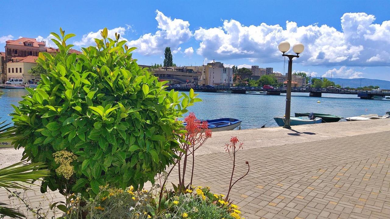 Mitra Zonata Blue Apartman Omiš Kültér fotó